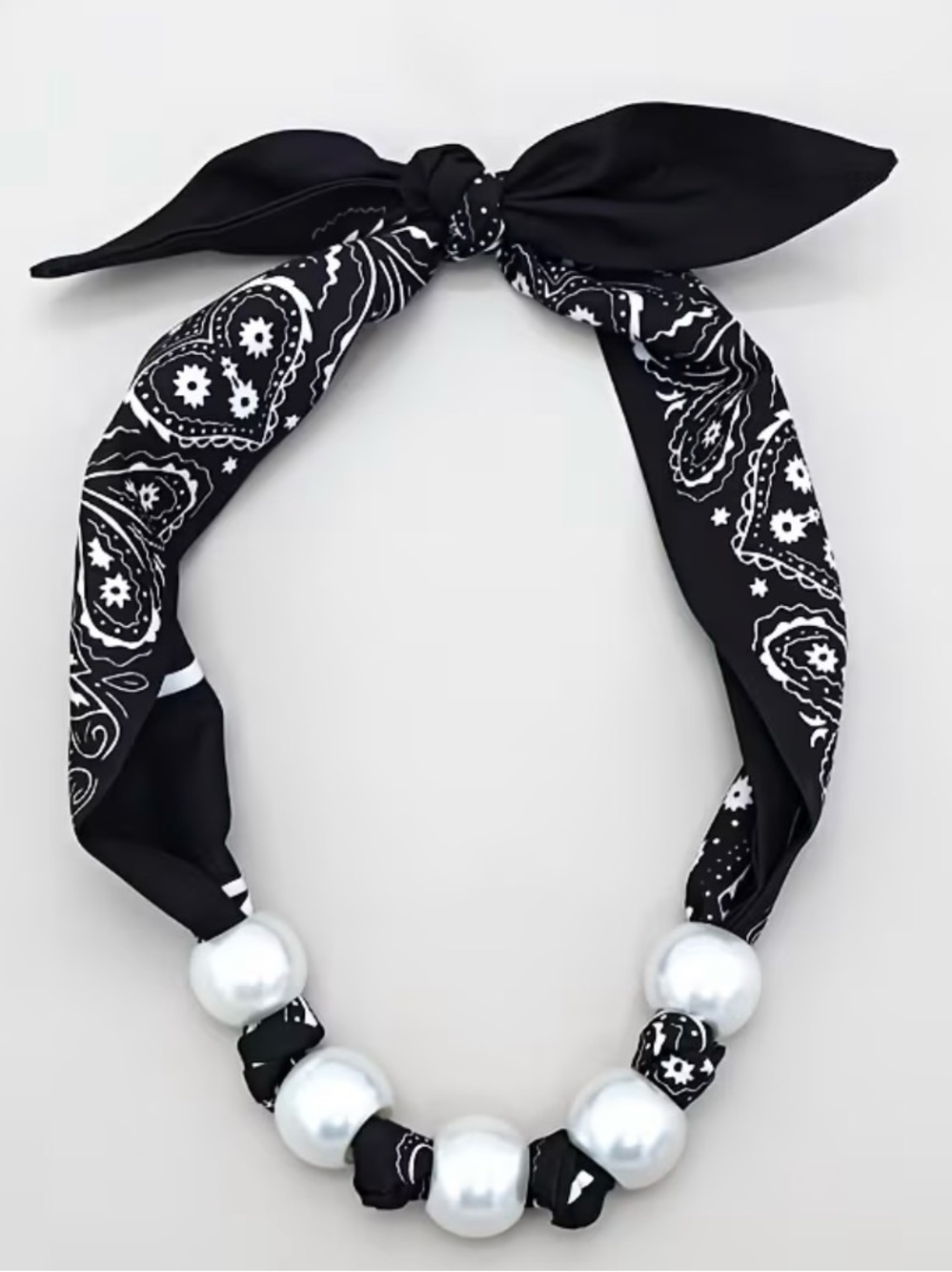 Black Bandana Pearl-Accent Neck Scarf